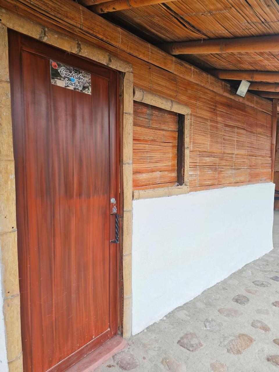 Estadero Los Hoyos Villavieja Exterior photo