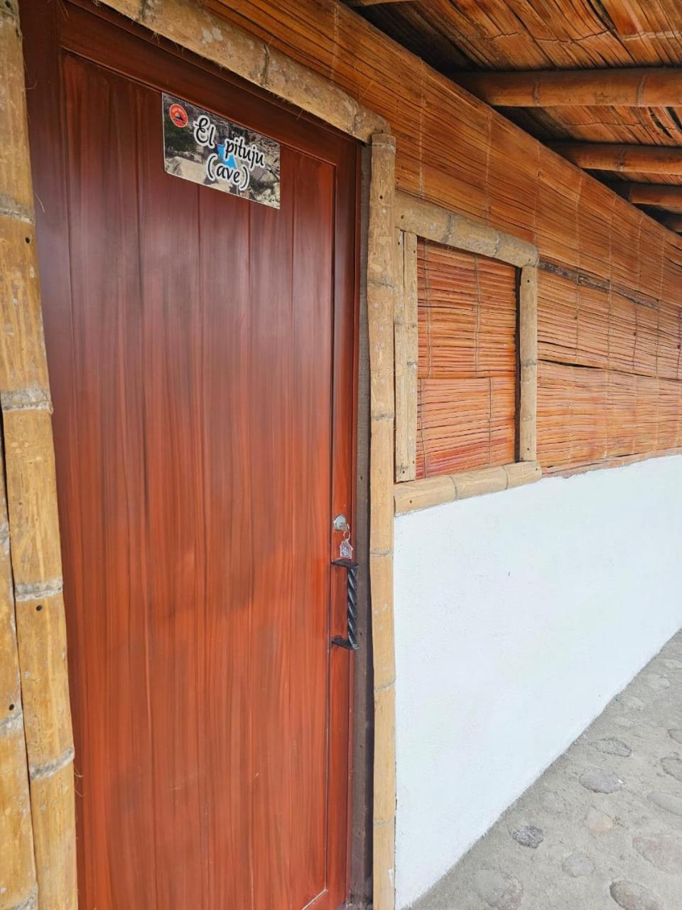Estadero Los Hoyos Villavieja Exterior photo